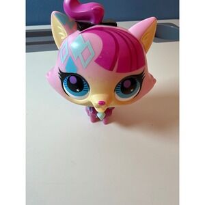 Hasbro Littlest Pet Shop Skunk Kids OS Pepper Clark Pink Purple Figure 21091